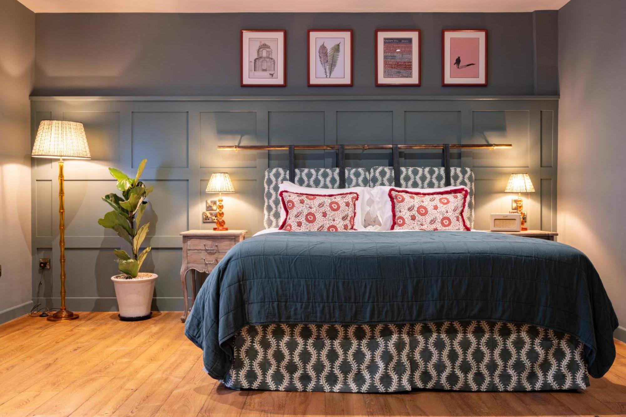 The Coat And Bear - A Heartwood Inn Newbury  Extérieur photo