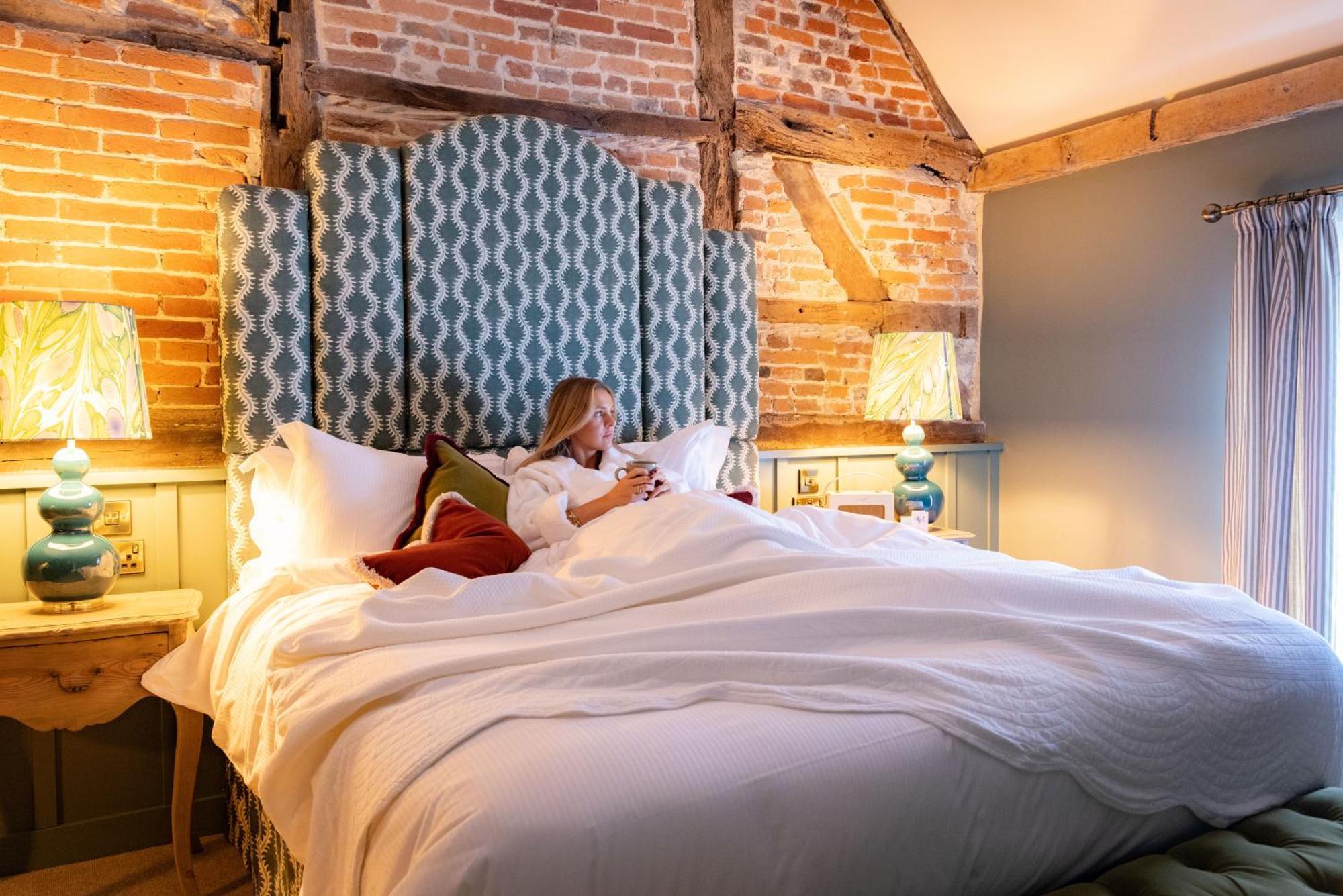 The Coat And Bear - A Heartwood Inn Newbury  Extérieur photo